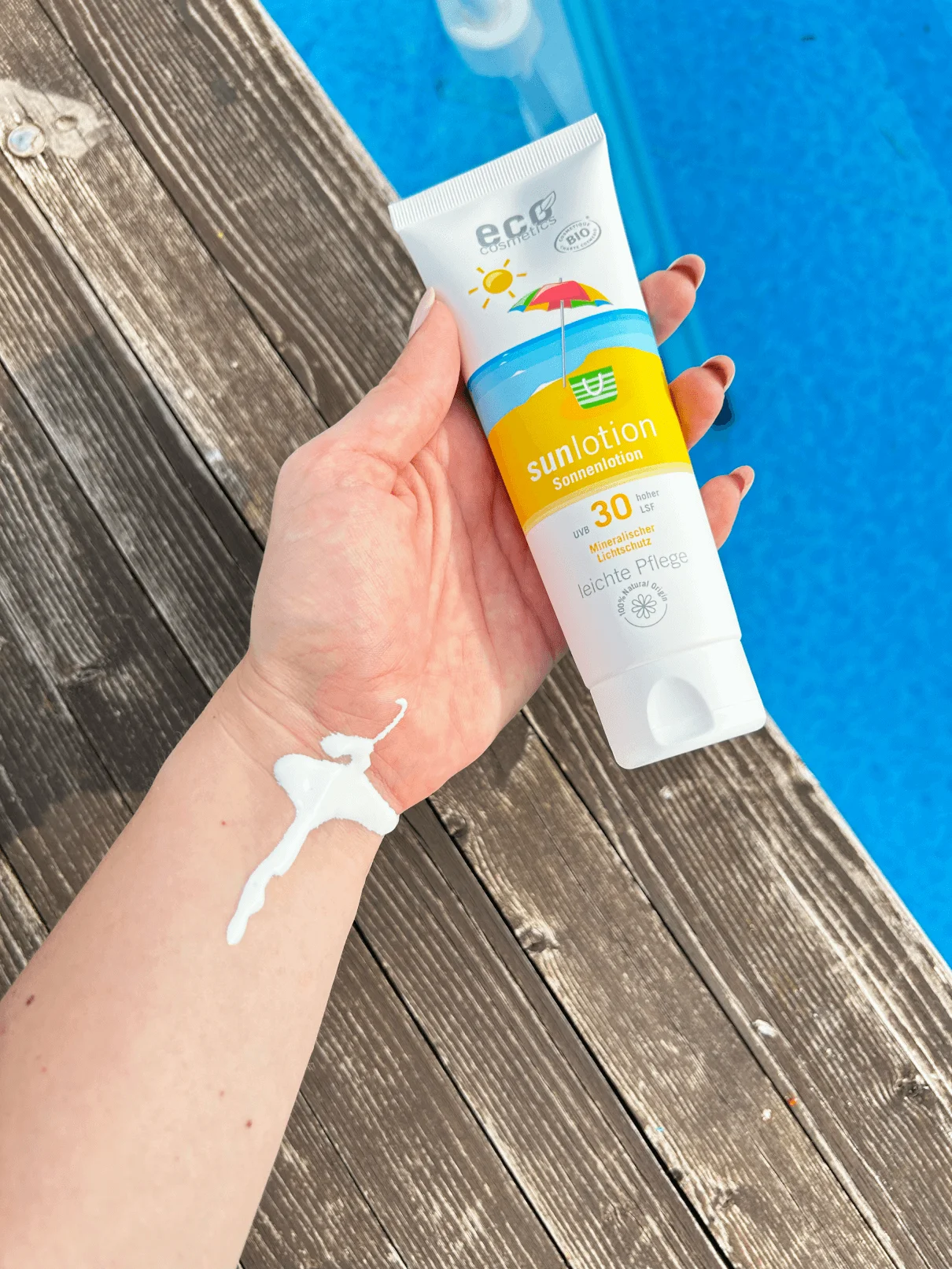 Eco Cosmetics Opaľovacie mlieko SPF 30 BIO (125 ml) - s oxidom zinočnatým