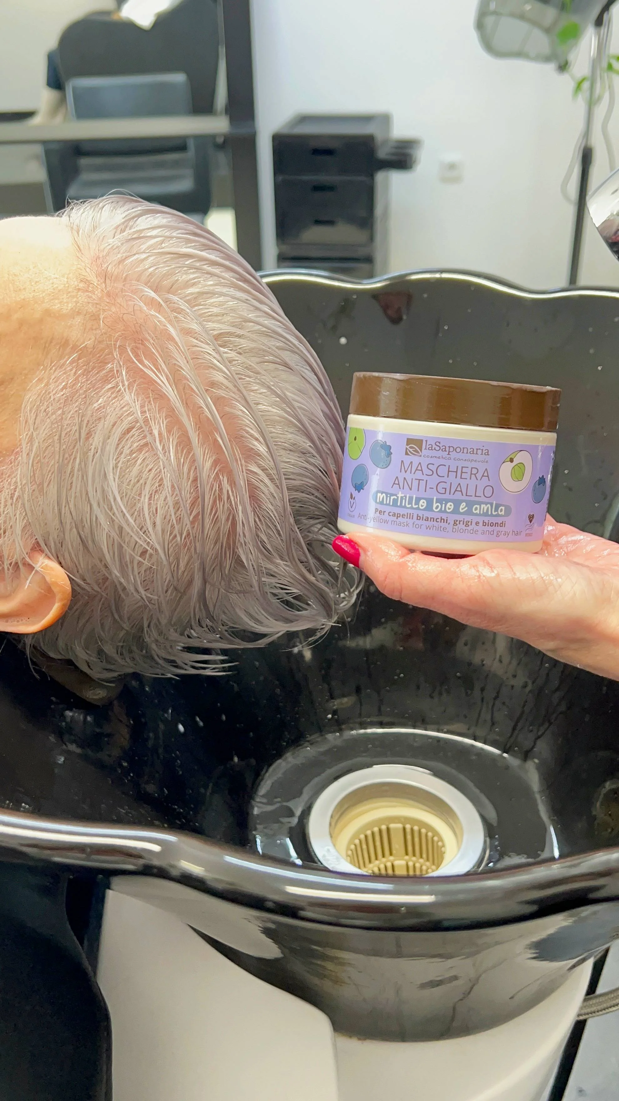 laSaponaria Maska No yellow na sivé vlasy s amlou a čučoriedkou (200 ml) - neutralizuje žlté podtóny