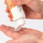 Officina Naturae Sprchový gél a šampón po opaľovaní (150 ml) - s vanilkovo-kokosovou vôňou