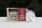 The Greatest Candle in the World Sada - 1x sviečka (130 g) 2x náplň - drevo a korenie - doma si môžete vyrobiť ďalšie dve sviečky